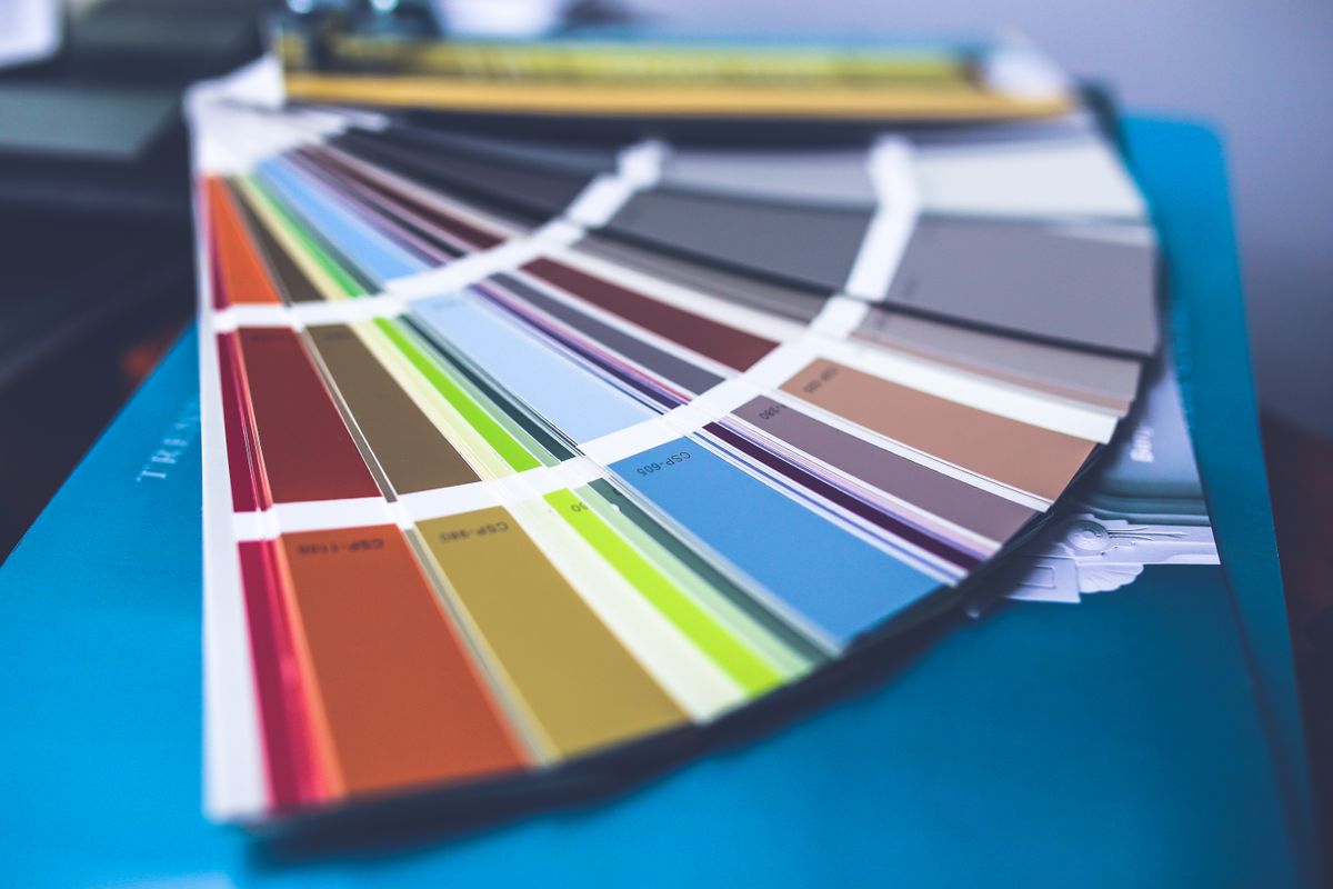 Peinture intérieure : prix au m² et choix des finitions