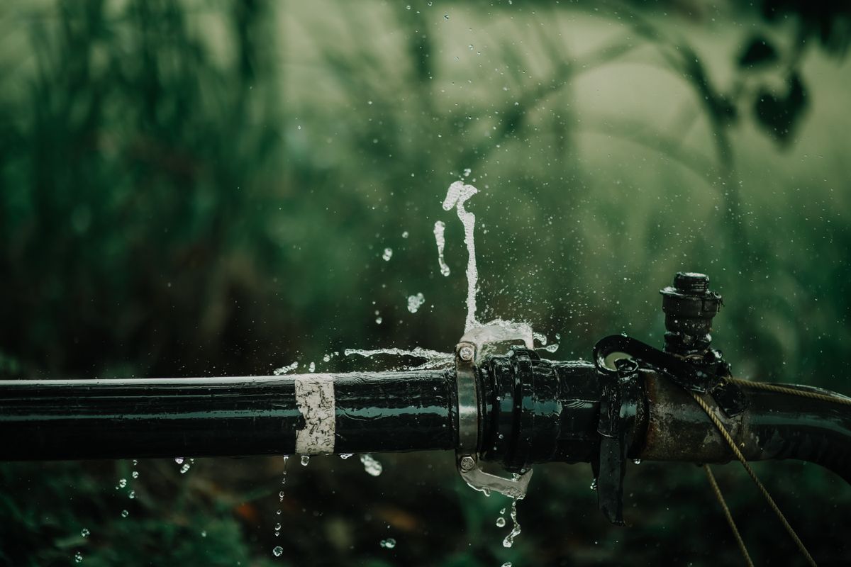 Fuite d’eau : détection, réparation et facture, tout comprendre