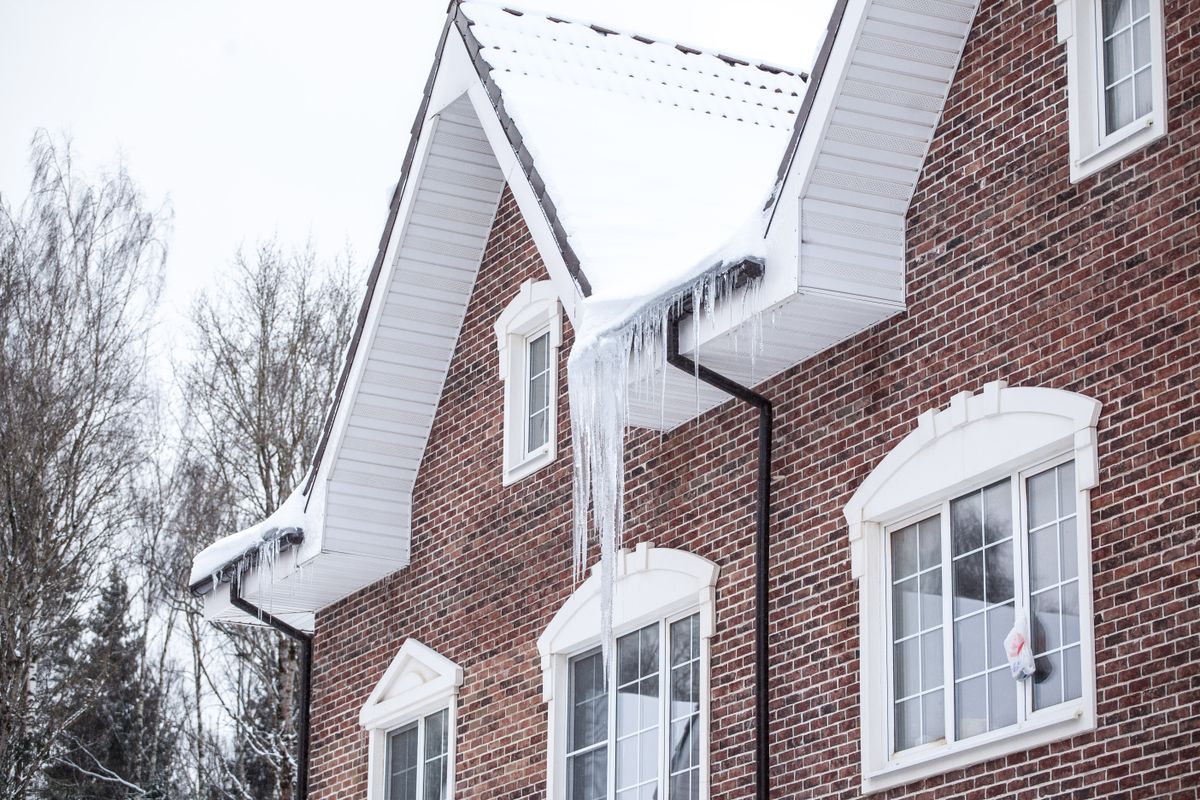 Protéger sa maison du gel : checklist hiver complète